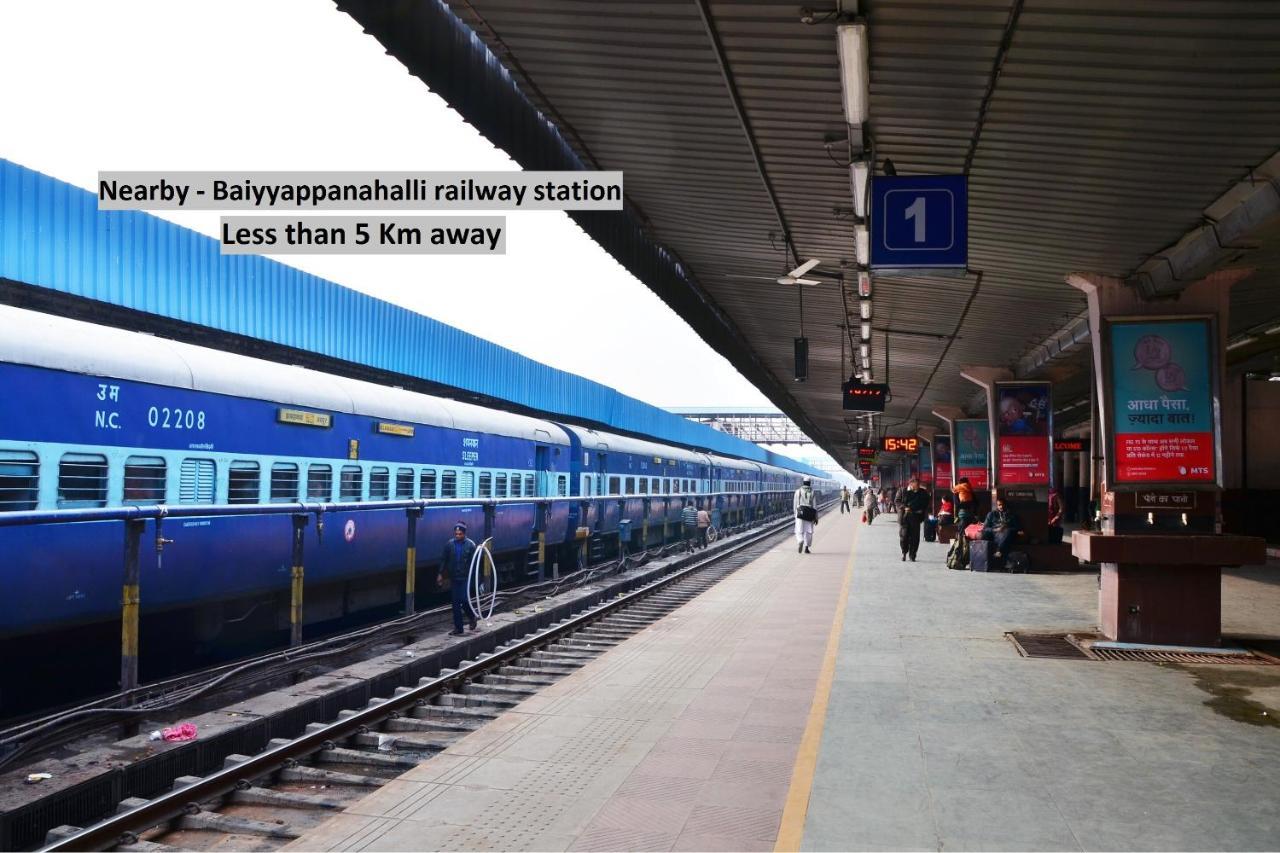 Oyo Flagship 80044 Royal Wood Deluxe Bangalore Buitenkant foto